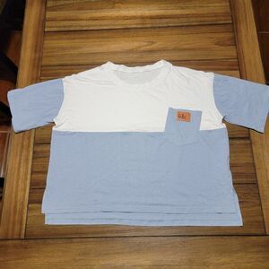 Fashion MBC Wear SS Crop Blue & White Tee w/ Pocket - Size Large